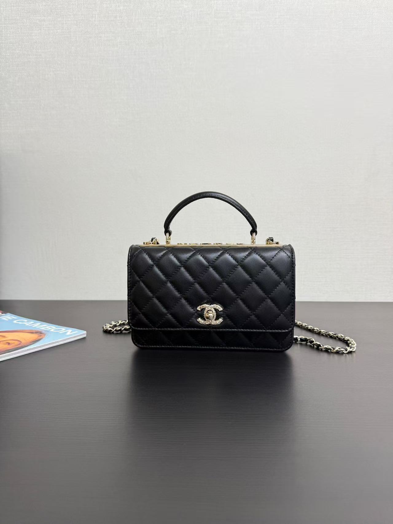 19 July ABF CHANEL WALLET ON CHAIN