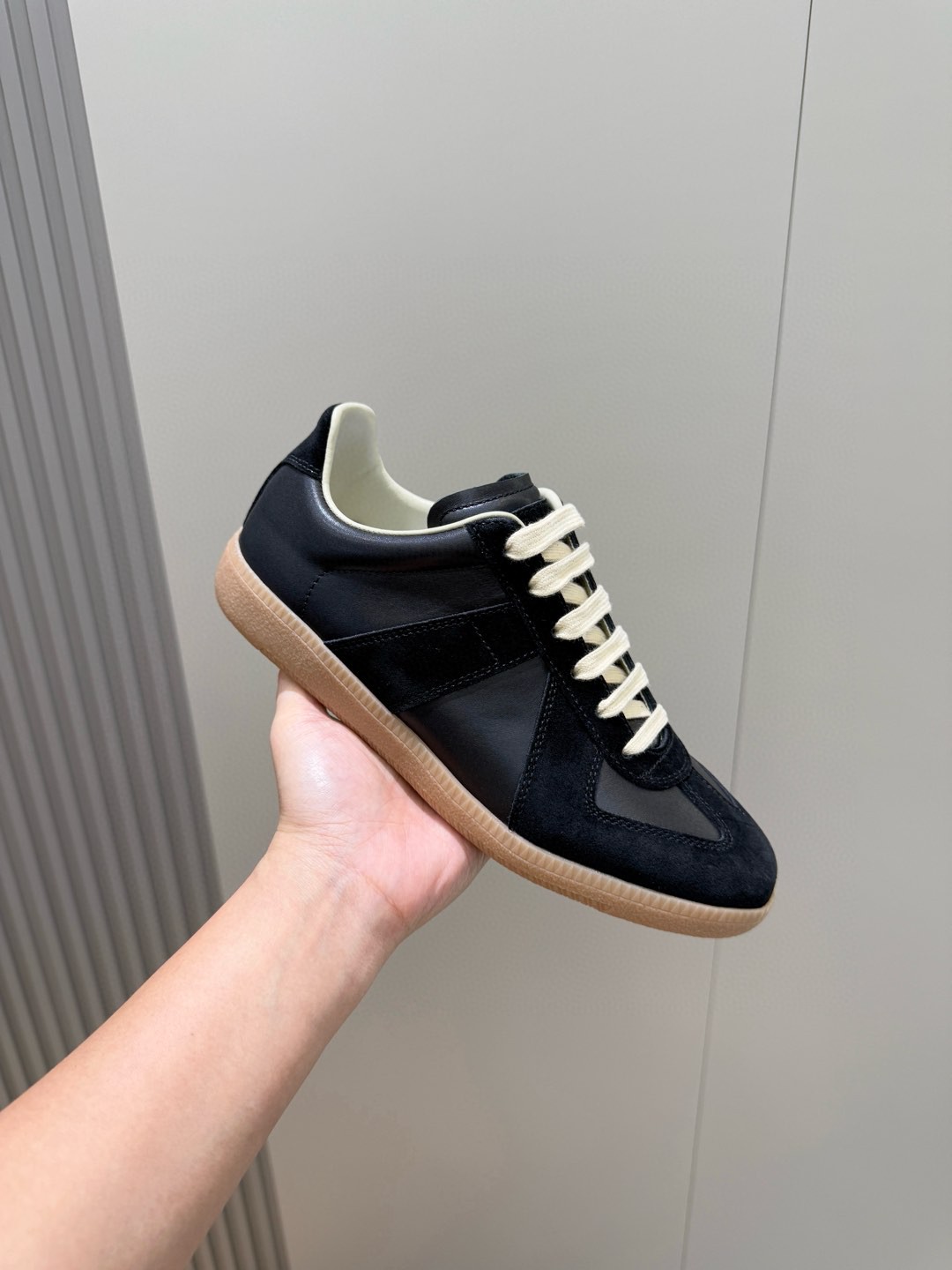 17 May ABF Maison Margiela Replica Low-top Sneaker