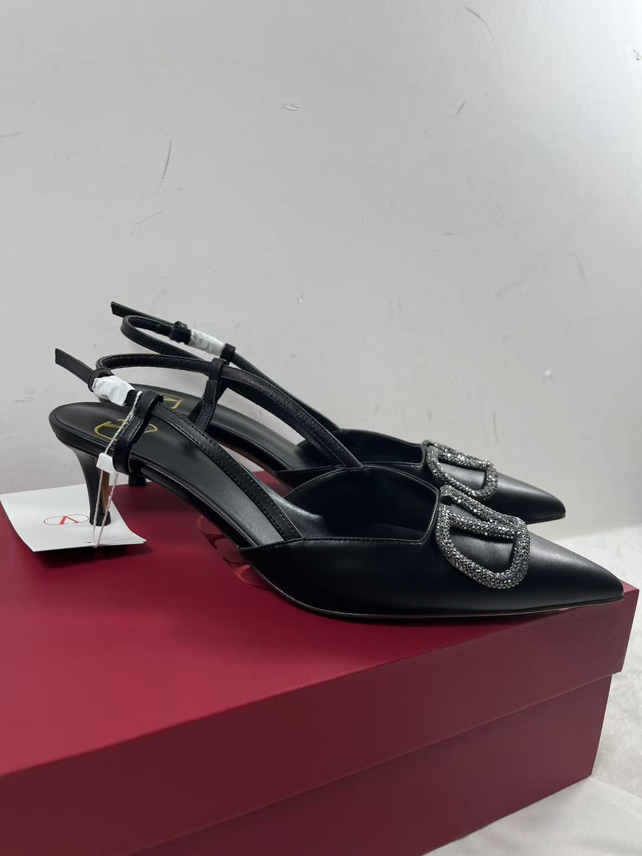 Valentino Garavani VLogo Signature 80mm Black slingback pumps size EU39 womens