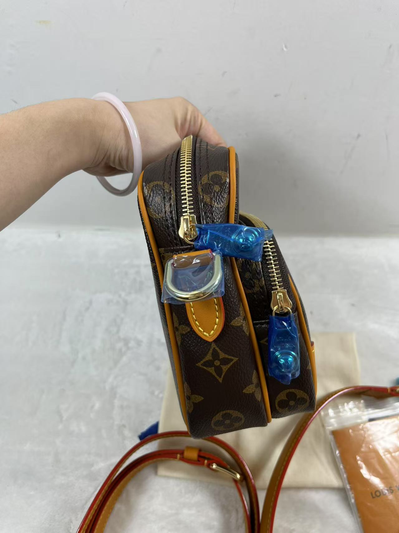 product-thumbnail