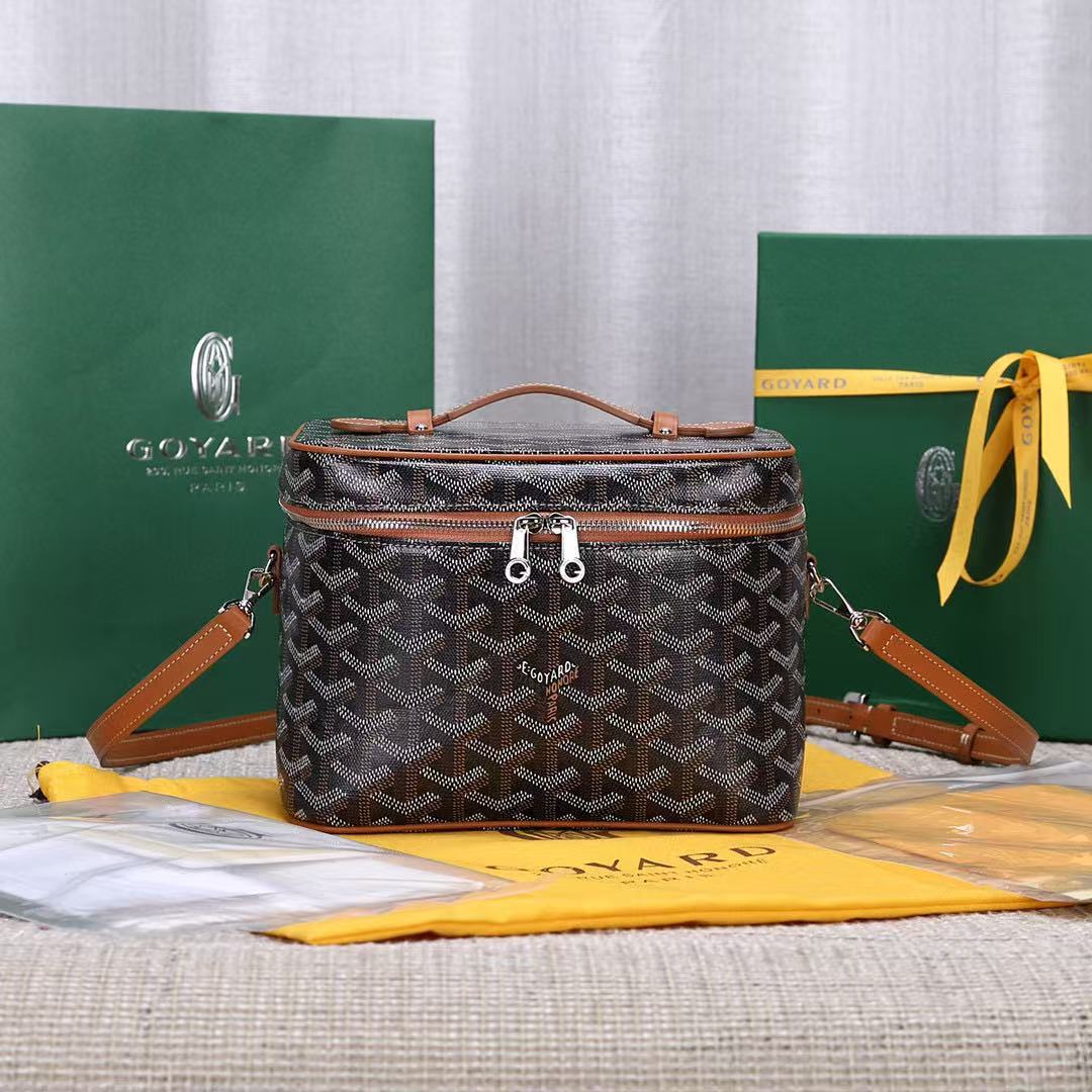 Goyard Goyardine Muse Vanity Case Brown