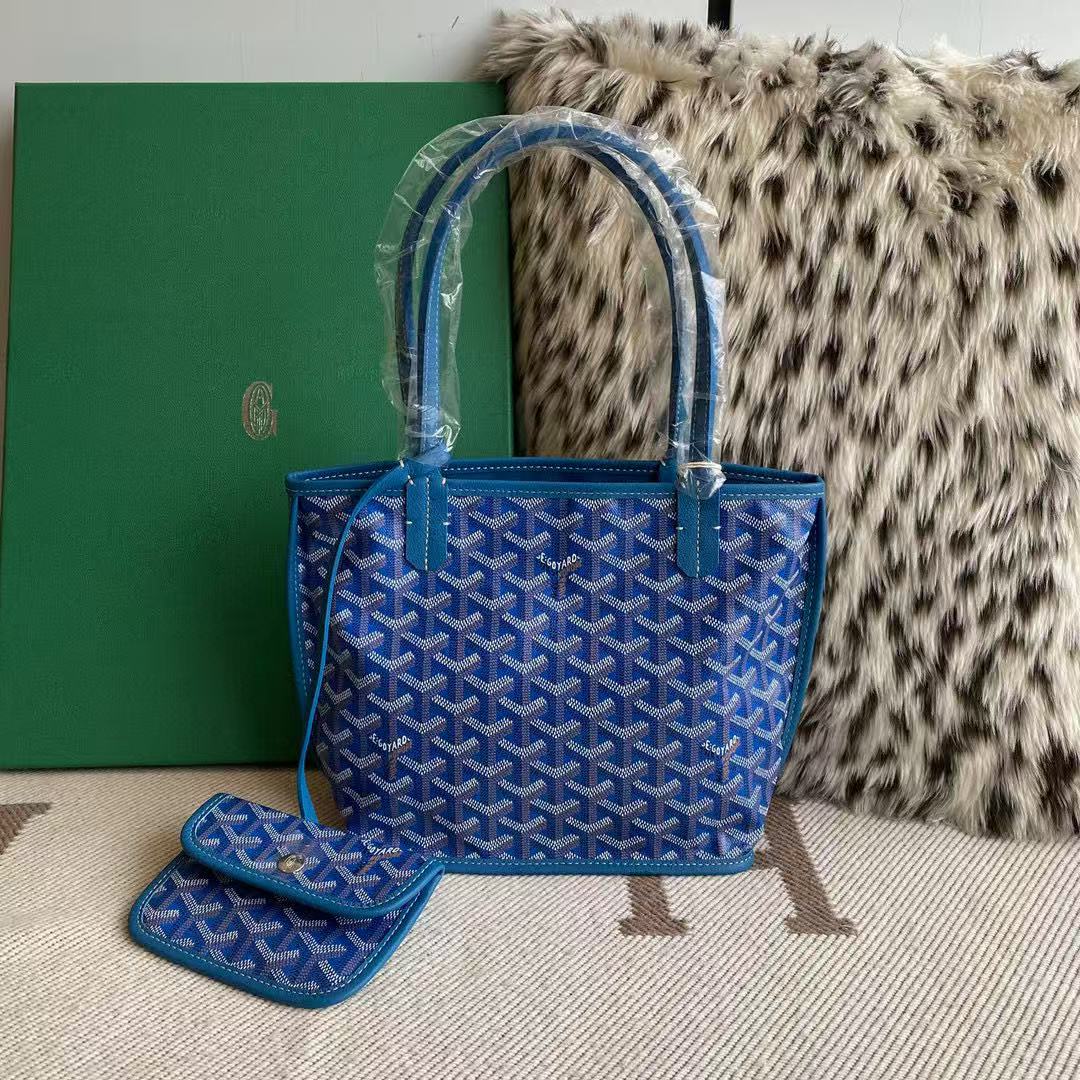 2 Jun ABF  Goyard Light Blue Chevron Print Coated Canvas St. Louis GM Tote Bag