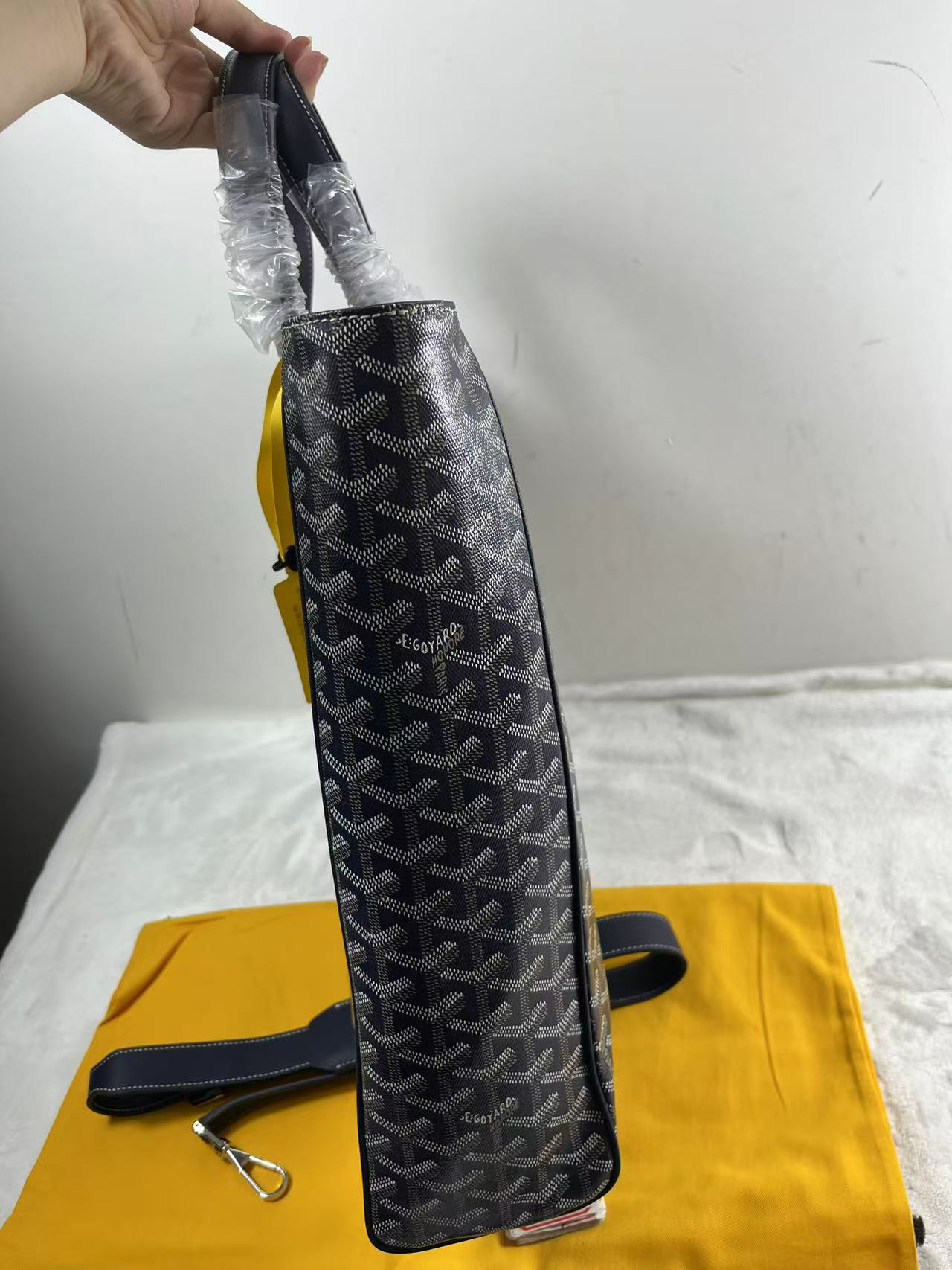 product-thumbnail