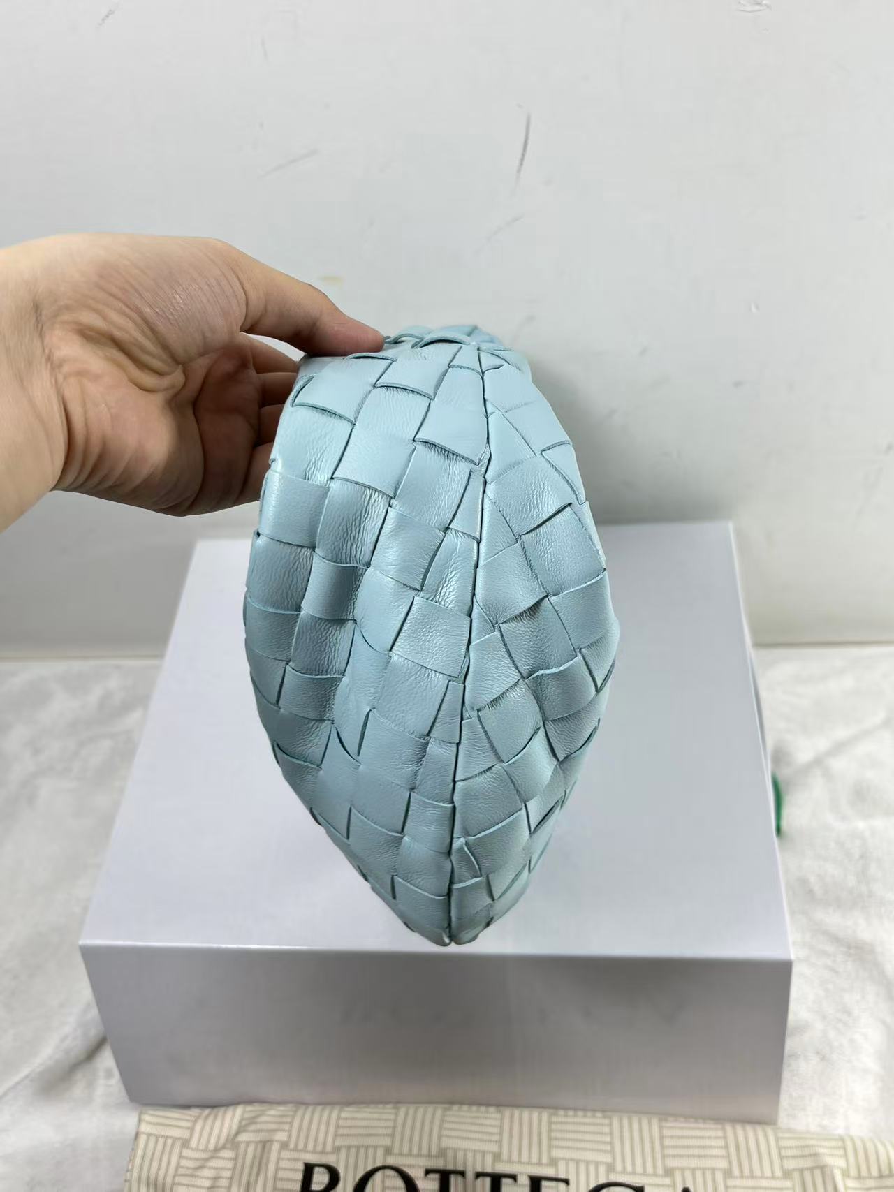 product-thumbnail