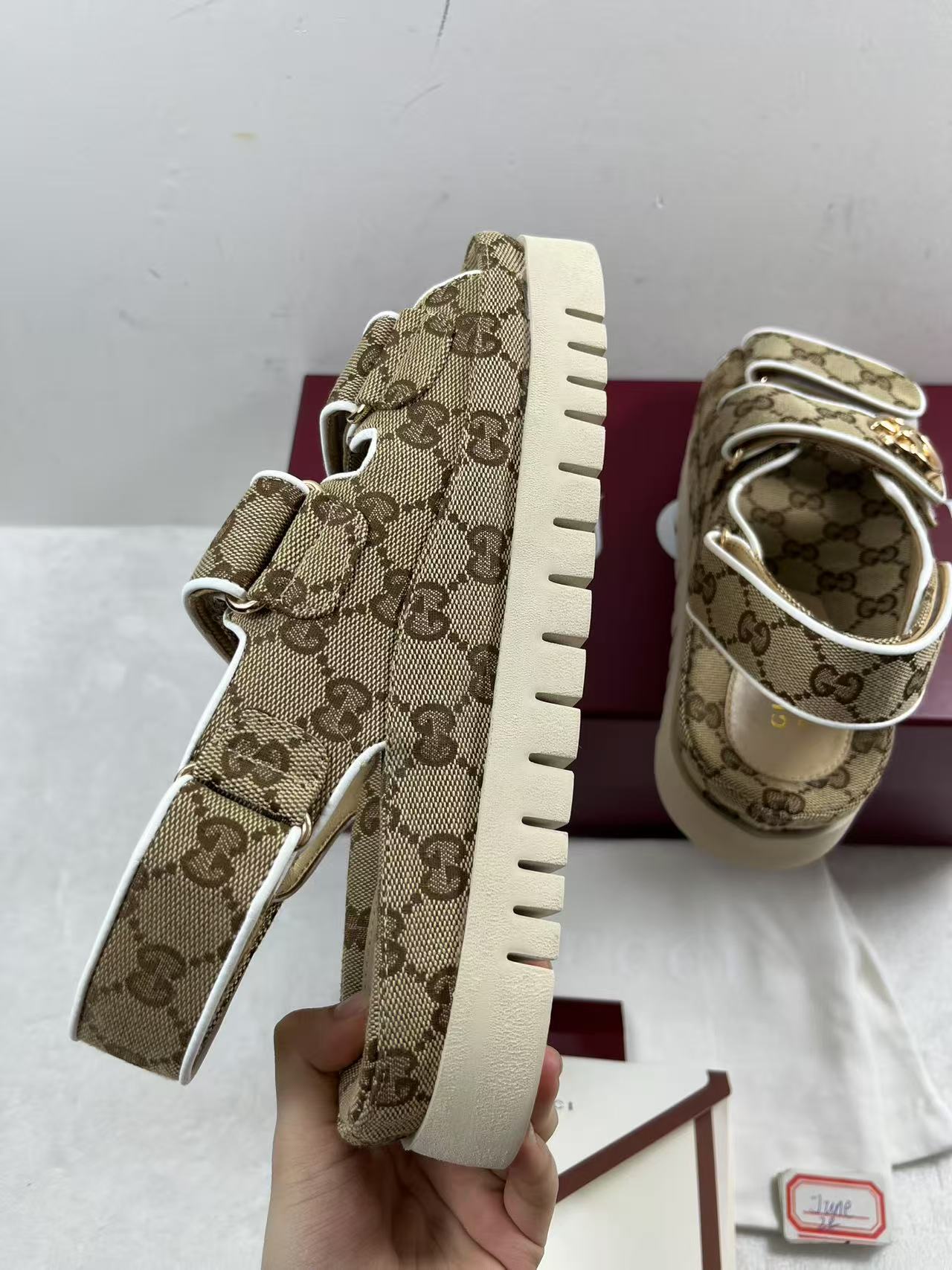 product-thumbnail