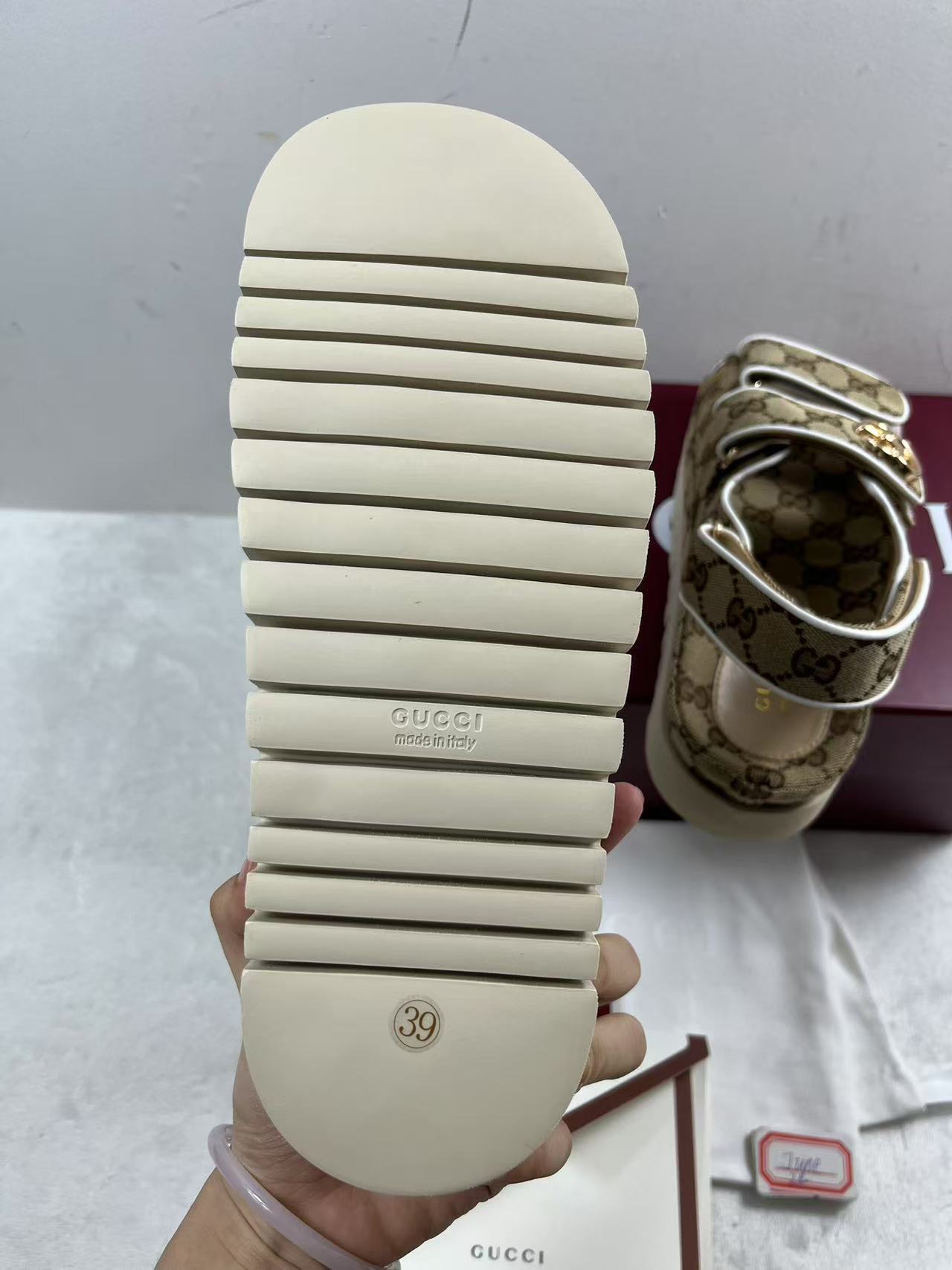 product-thumbnail
