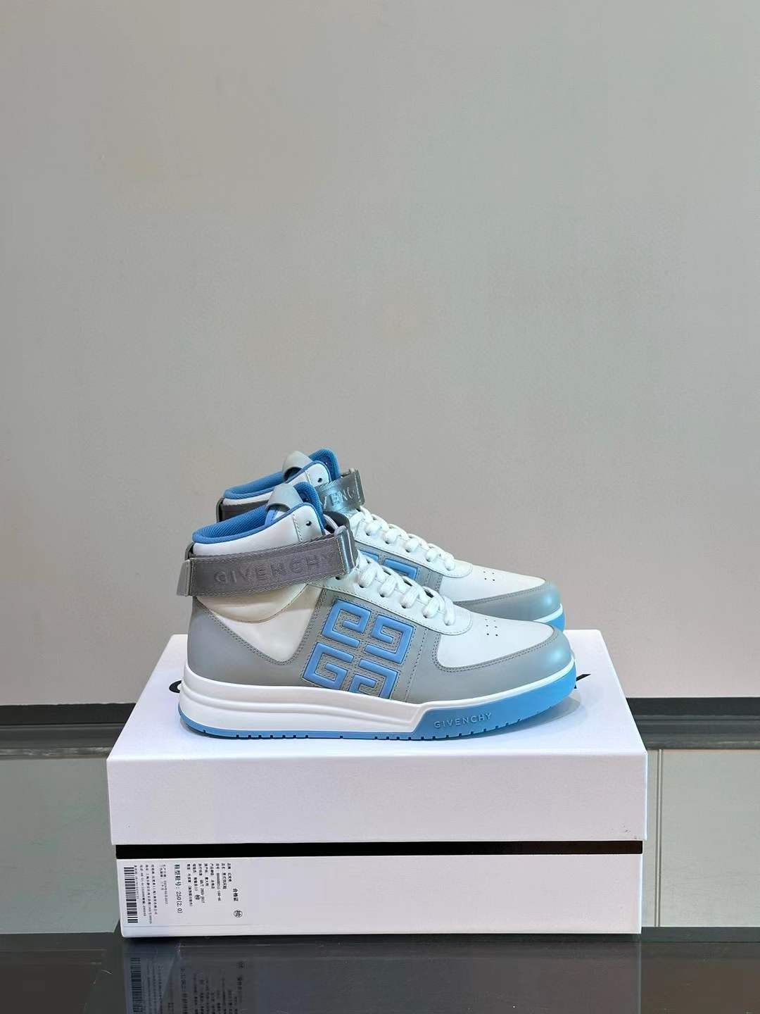 Givenchy G4 High Sneaker