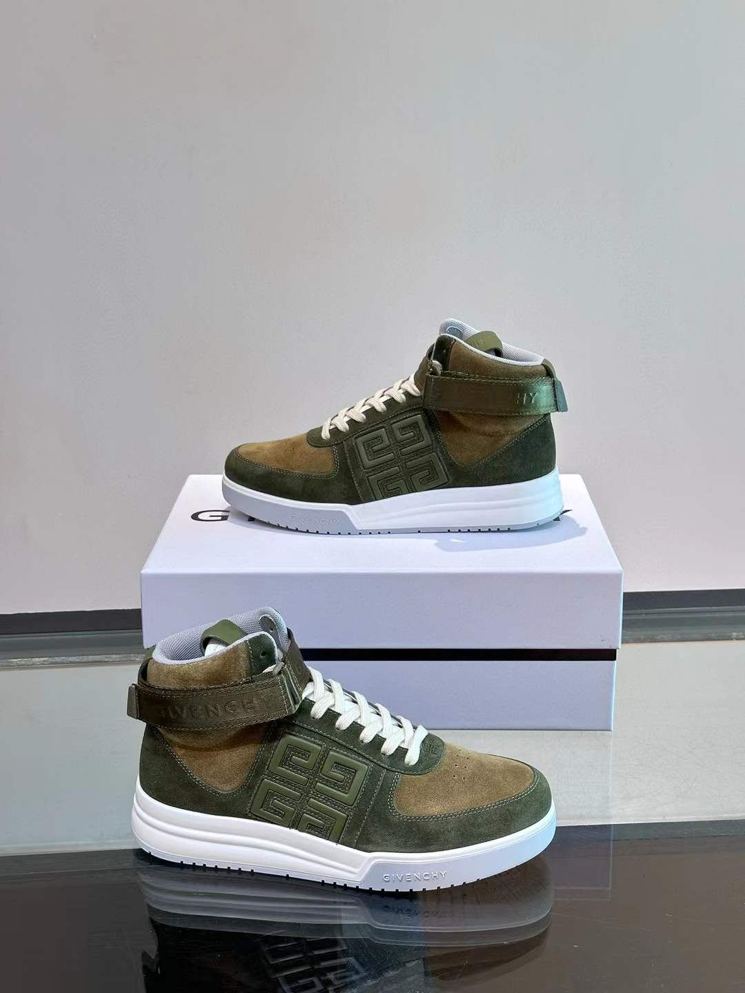Givenchy 4G-motif Sneaker Green