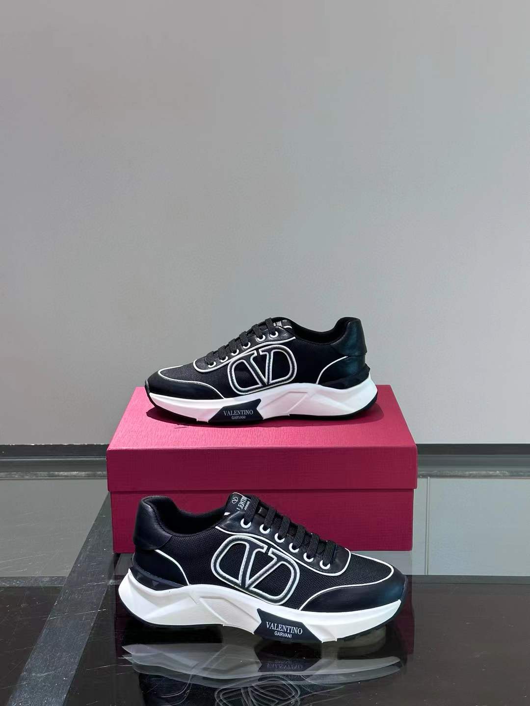 Valentino Men's Classic Black Sneaker
