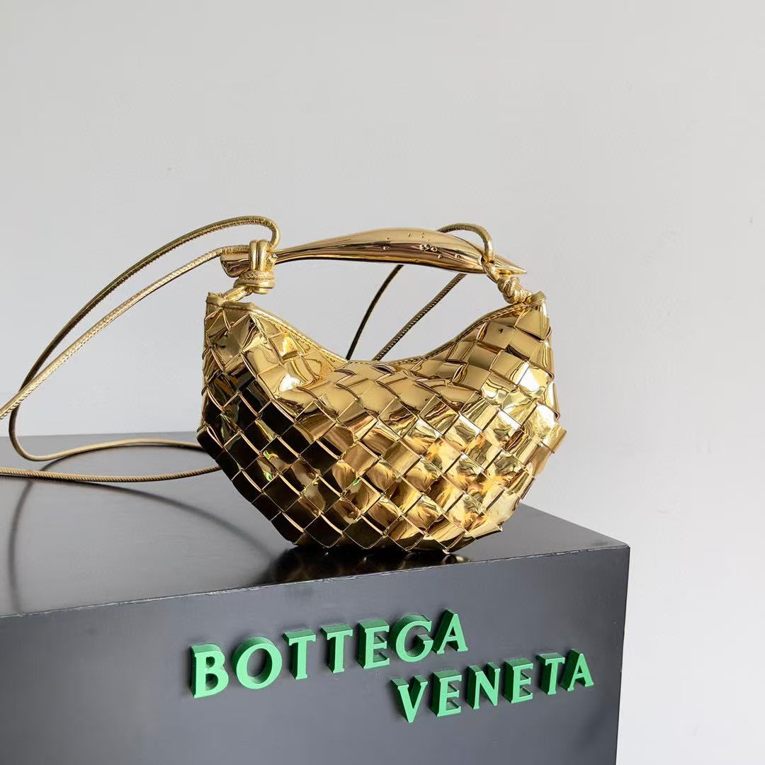 Bottega Veneta Baby Sardine intrecciato 20cm Women's Gold Handbag