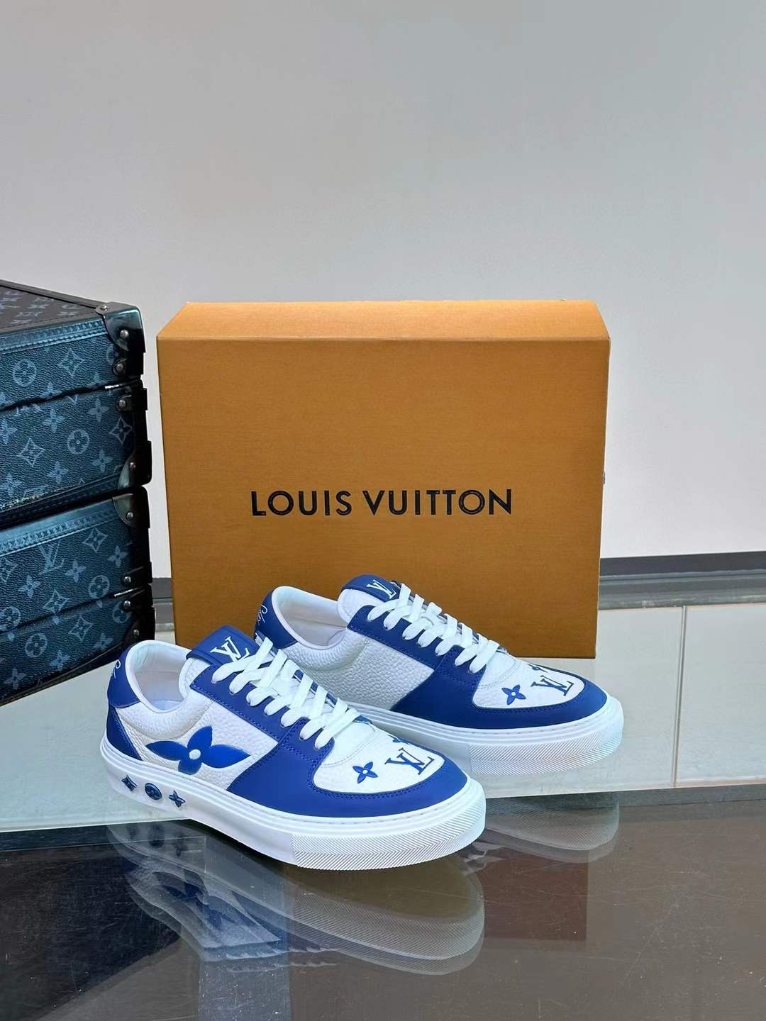 LV Ori Line Sneaker Men's Navy Blue