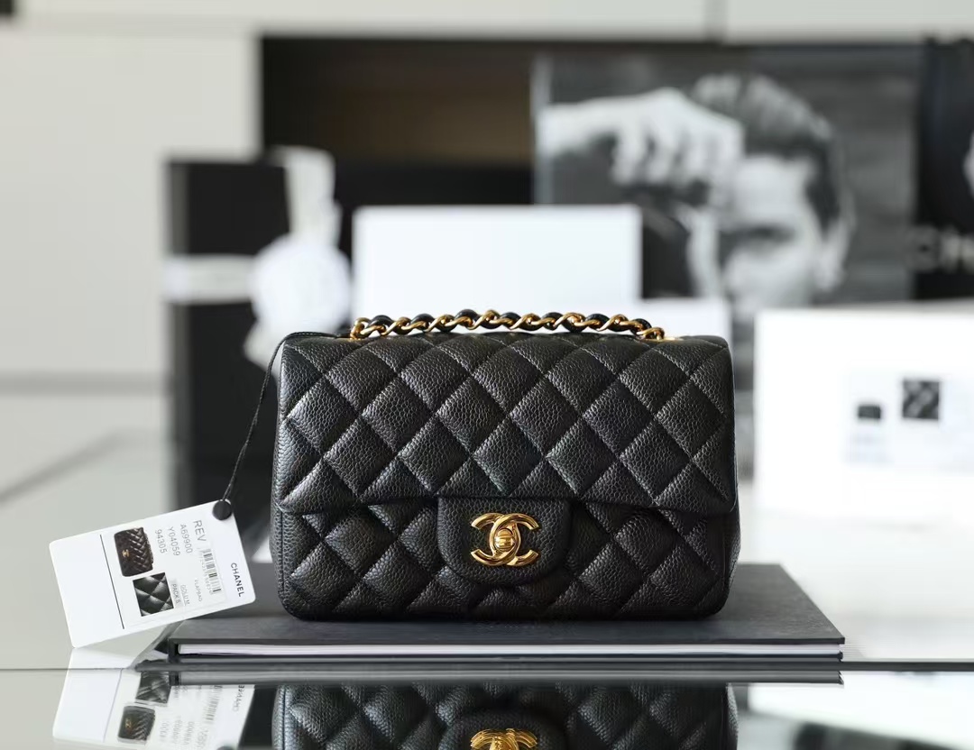 Chanel Classic Flap bag 20cm cavier leather Black