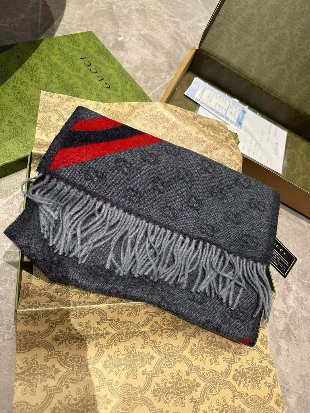 Gucci Gray Scarf Wool