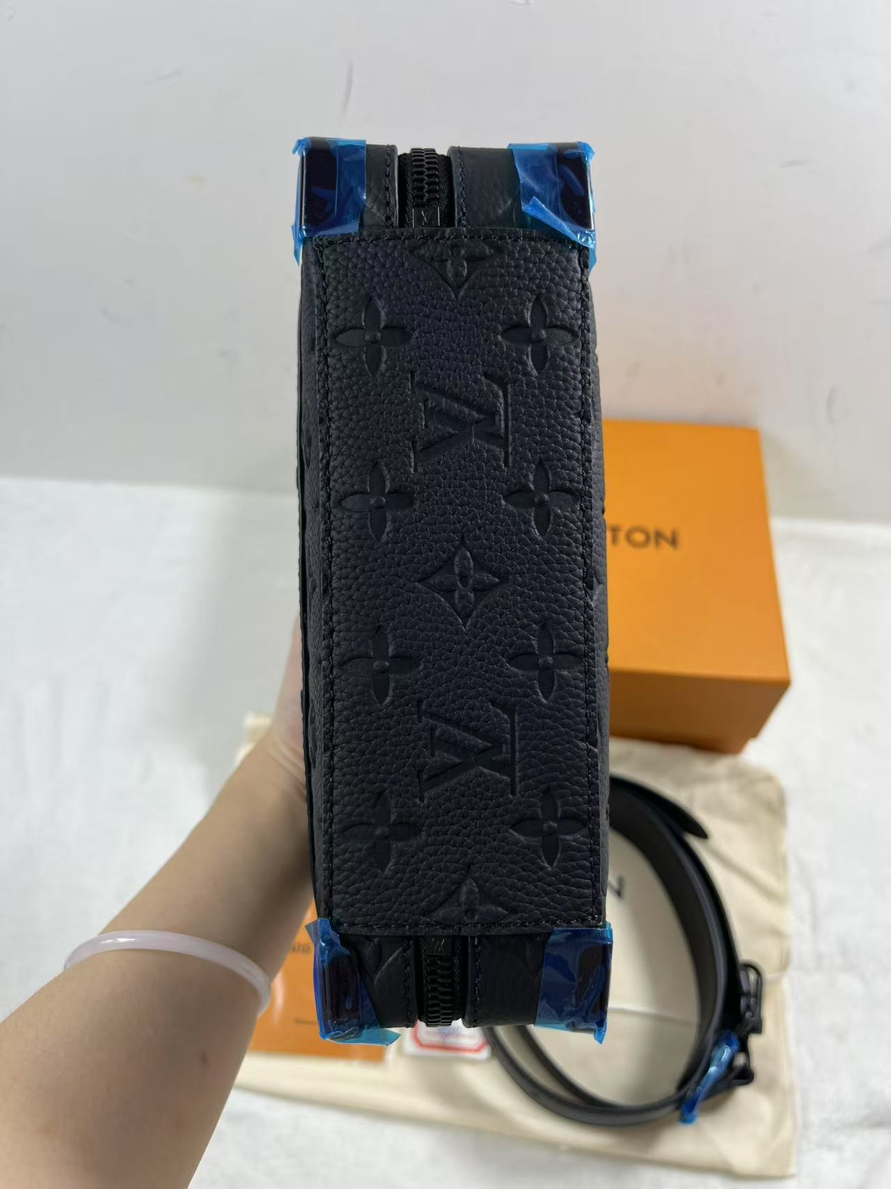 product-thumbnail