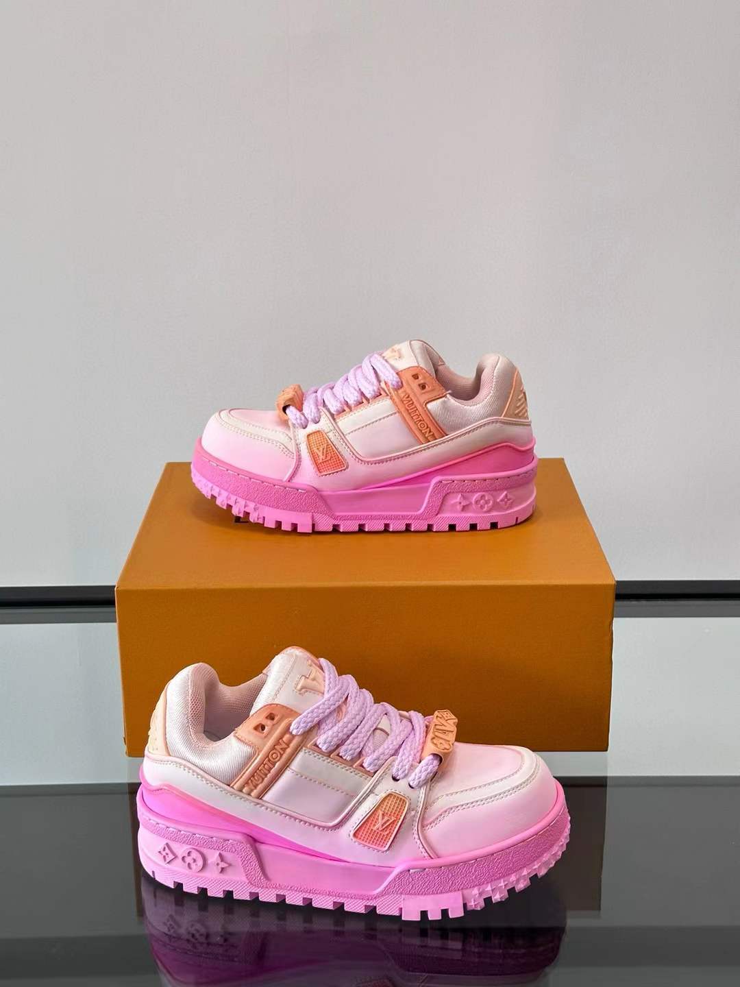 LV Trainer Maxi Sneaker