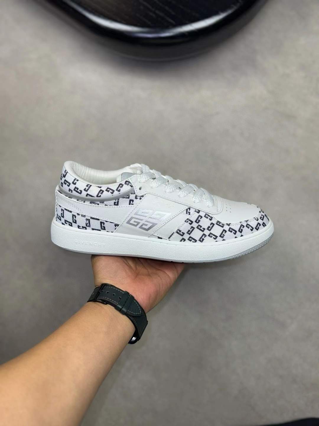 product-thumbnail