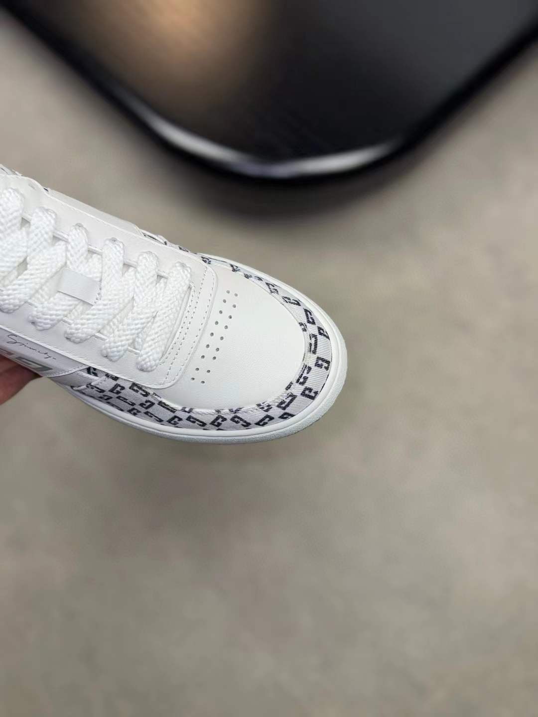 product-thumbnail