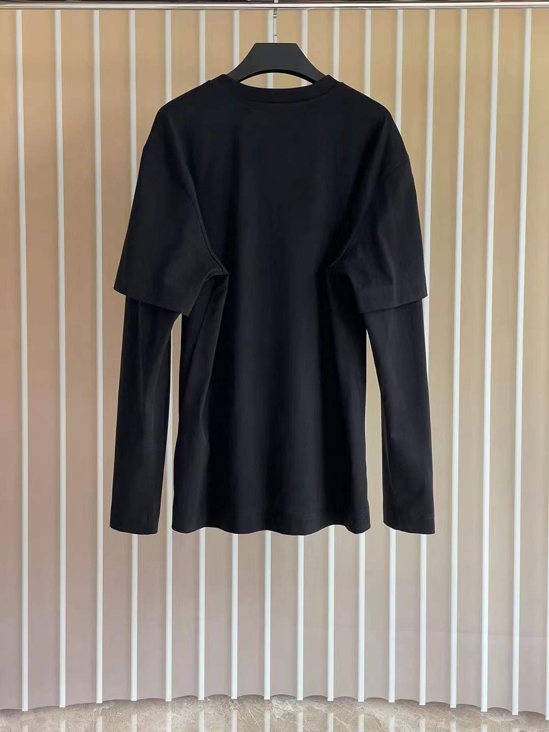 Givenchy 4G Embroidered Long-Sleeved T-Shirt