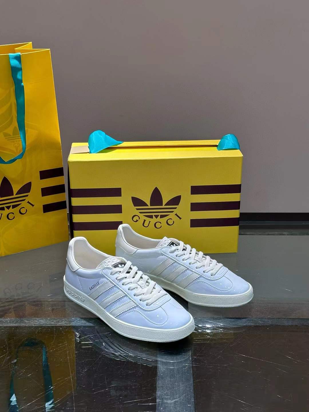 Adidas Barreda Shoes - White