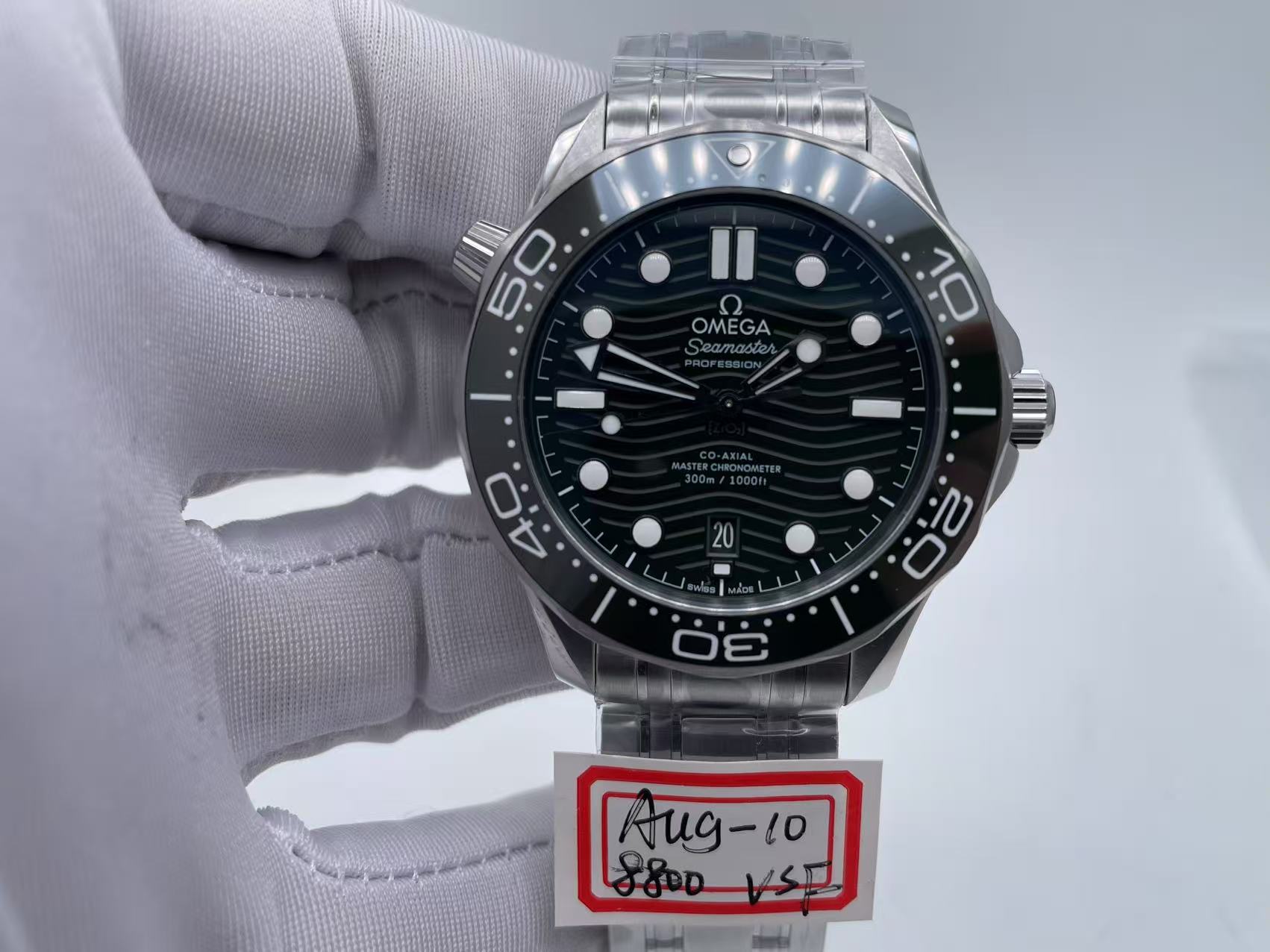 OMG0895C - Seamaster 300m 2018 SS/SS Green VSF V4 VS8800 $398