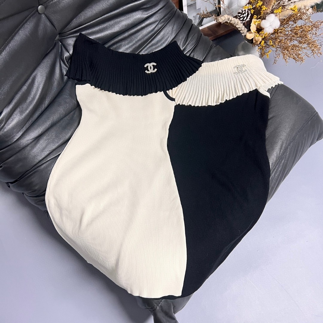 Alexander McQueen Off-Shoulder Flared Dress - Black