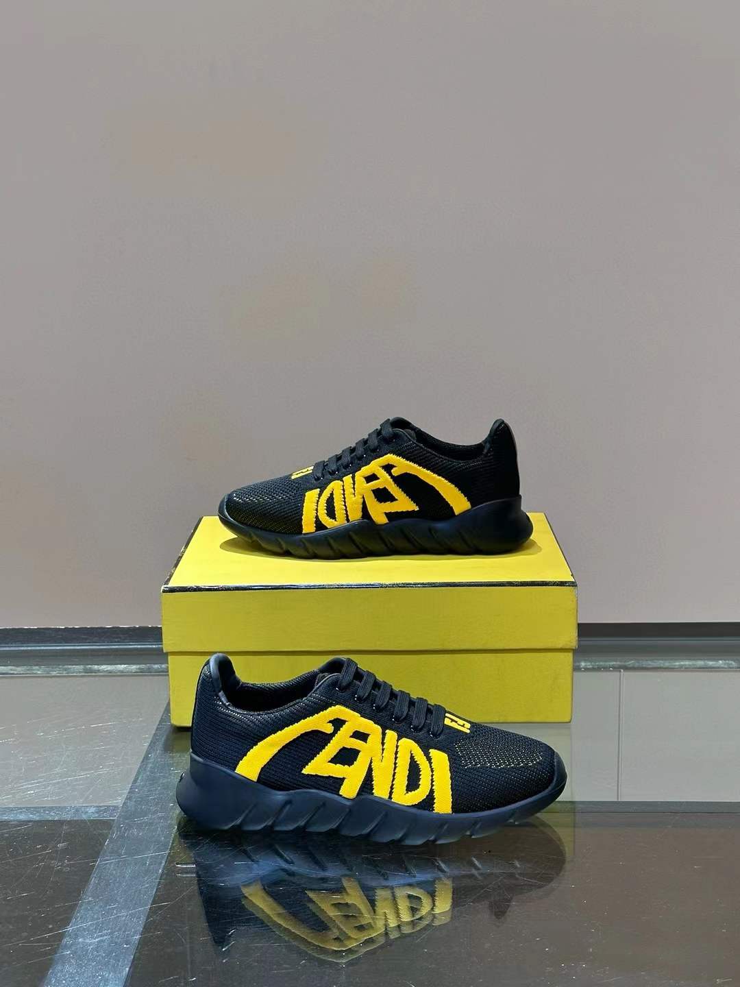 Fendi Black Sneaker