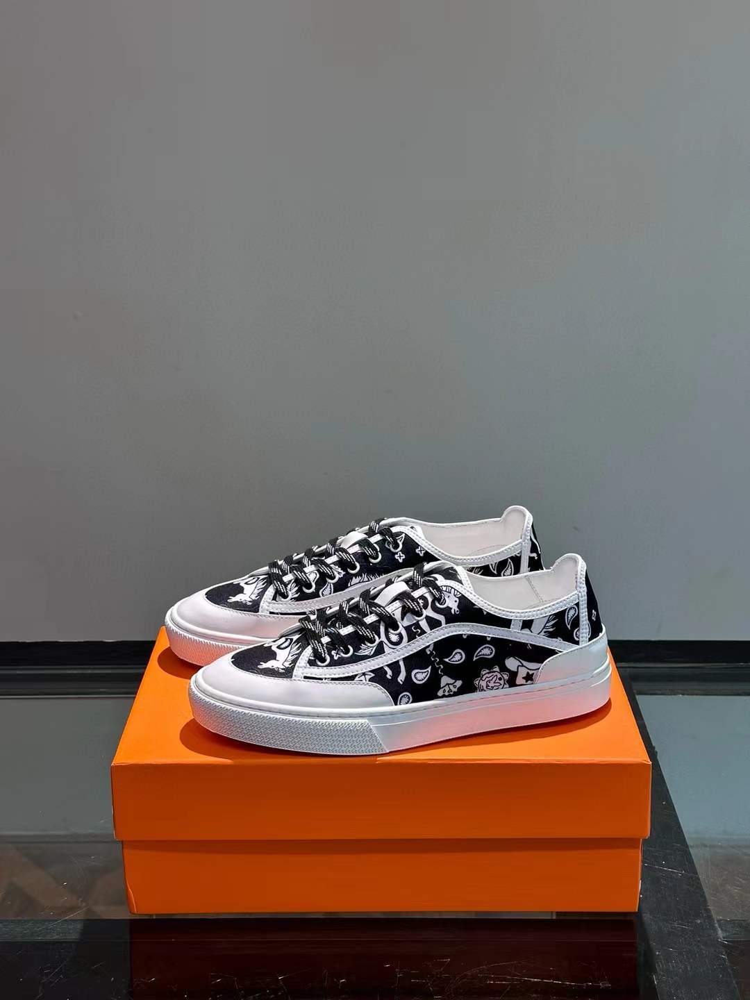 Hermes get Sneaker black Women