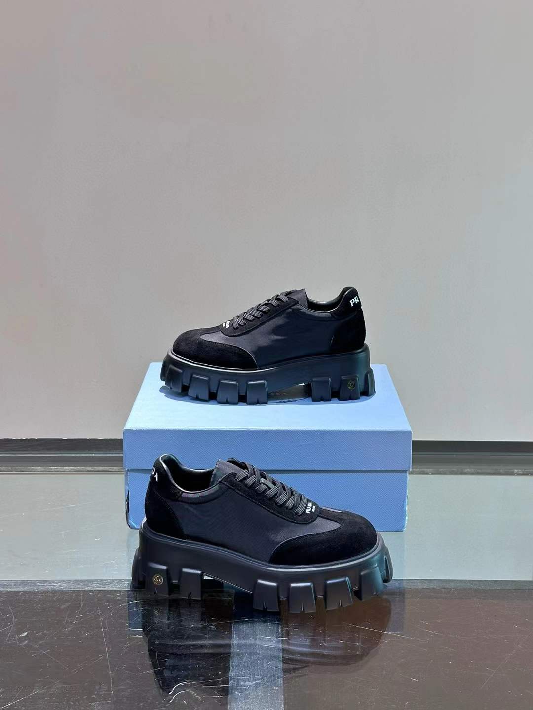 Prada paisley-print low-top Sneaker