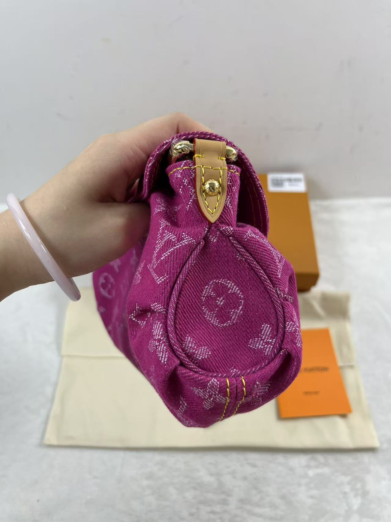product-thumbnail