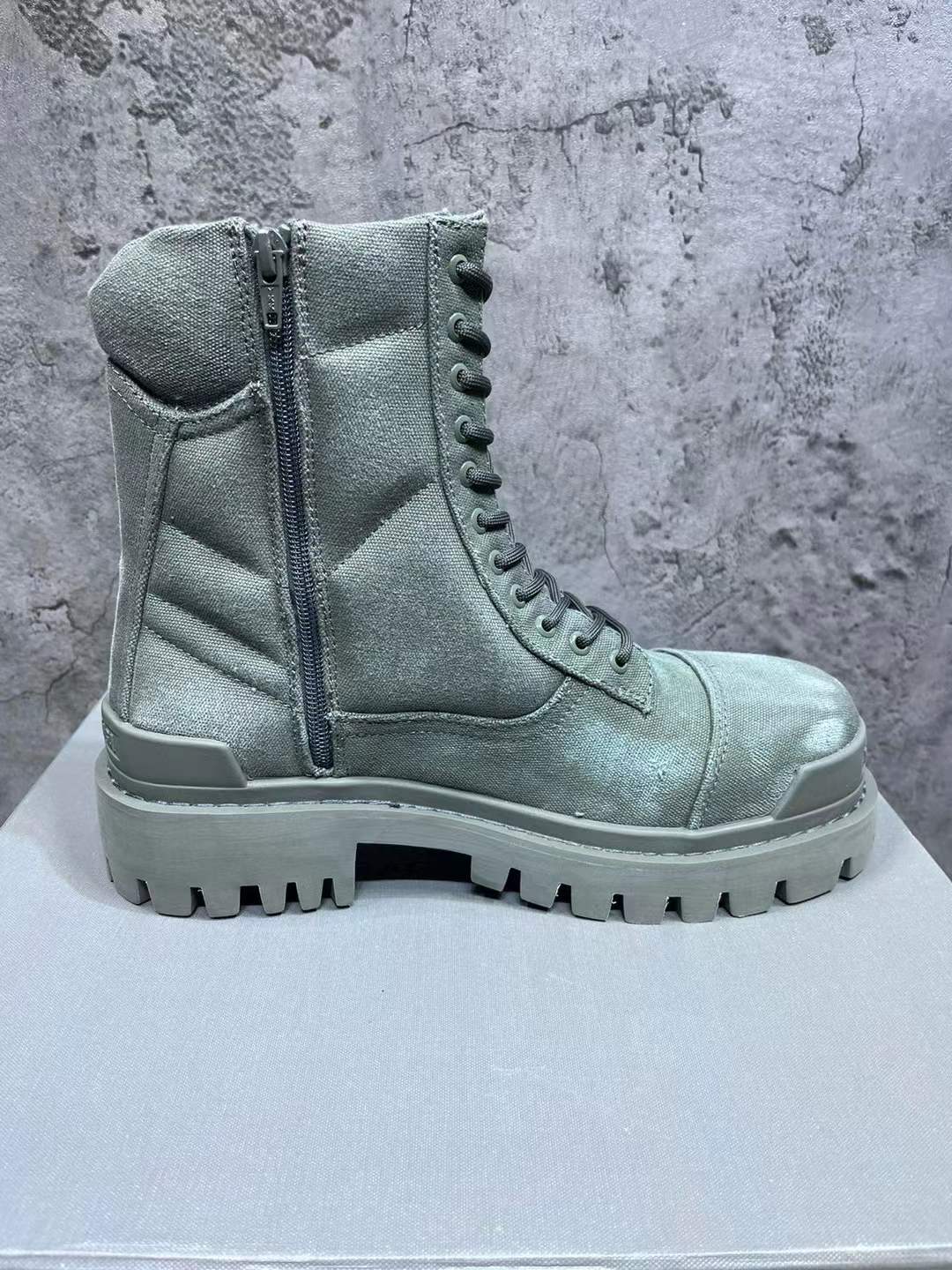 Balenciaga Lace-up Combat Boots green