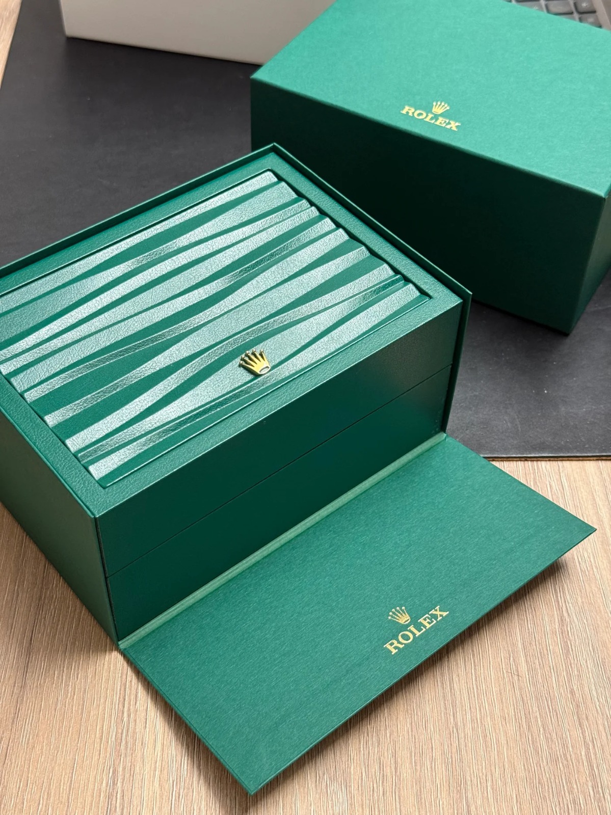 Rolex Green Box top quality with card and papers