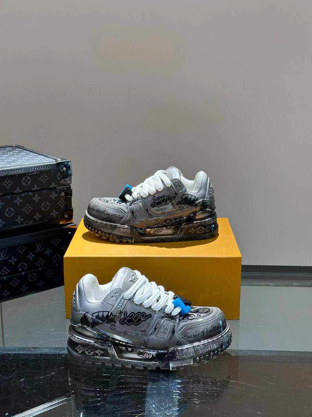 LV Trainer Sneaker