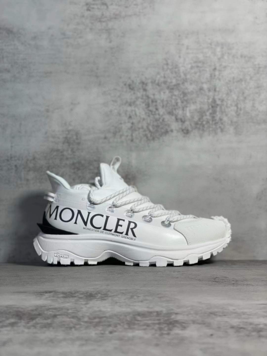 Moncler White Trailgrip Lite 2 Trainers - Sneaker