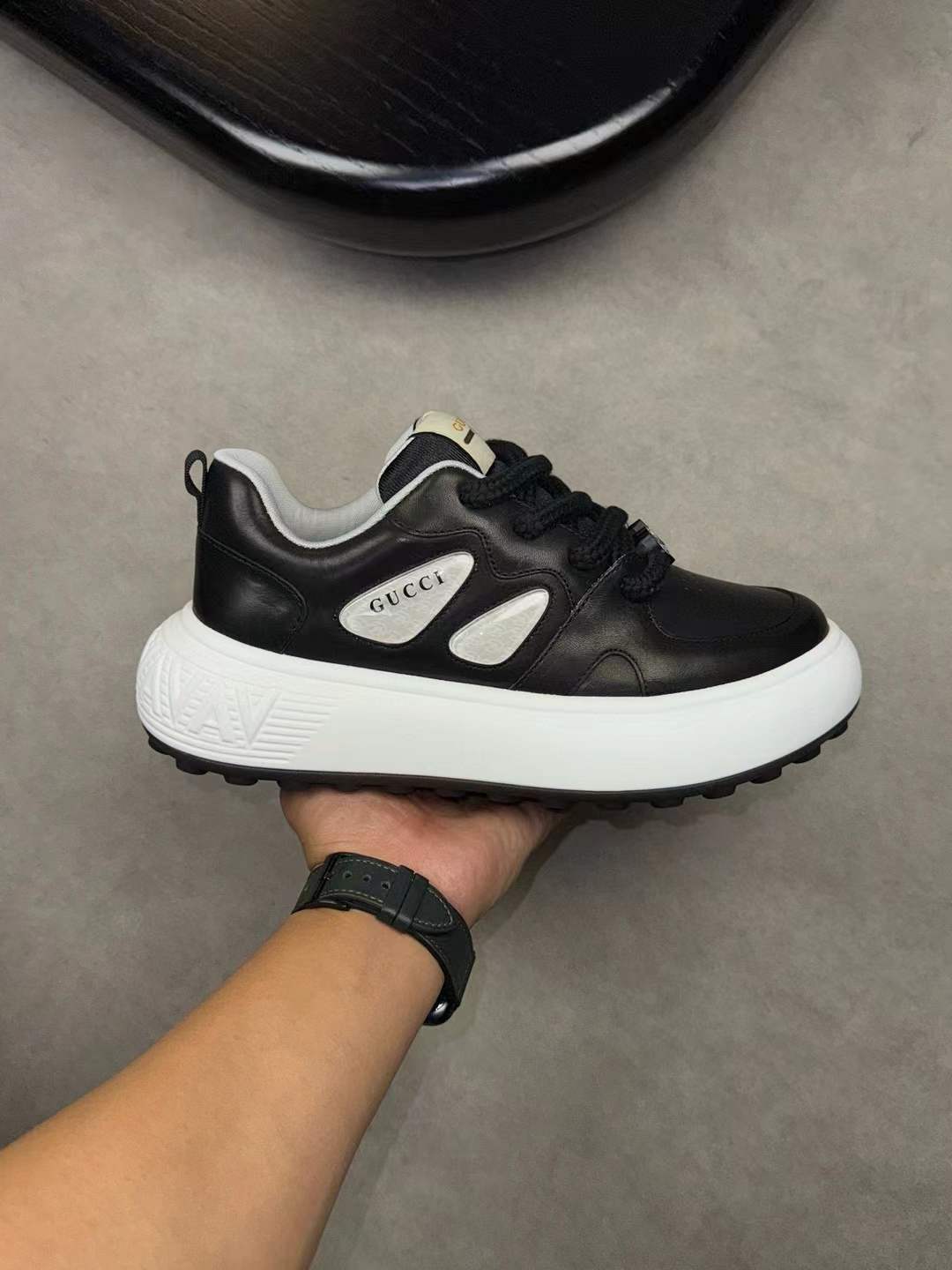 Gucci Black Sneaker for Women