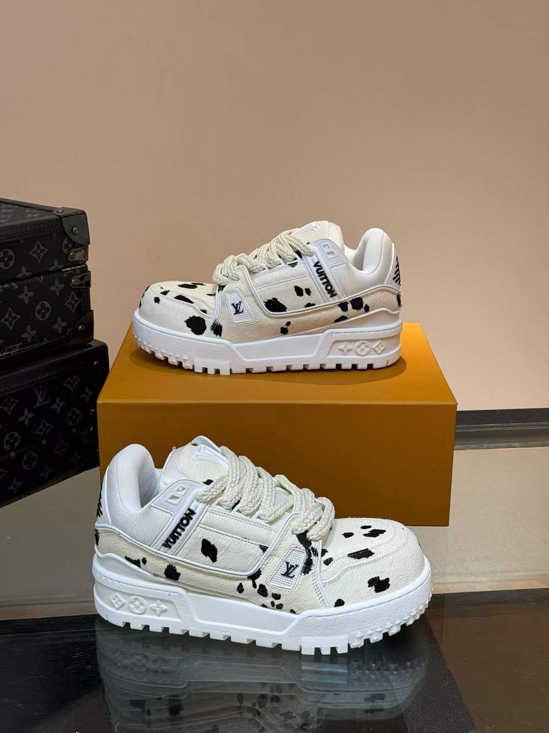 LV Trainer Maxi Sneaker