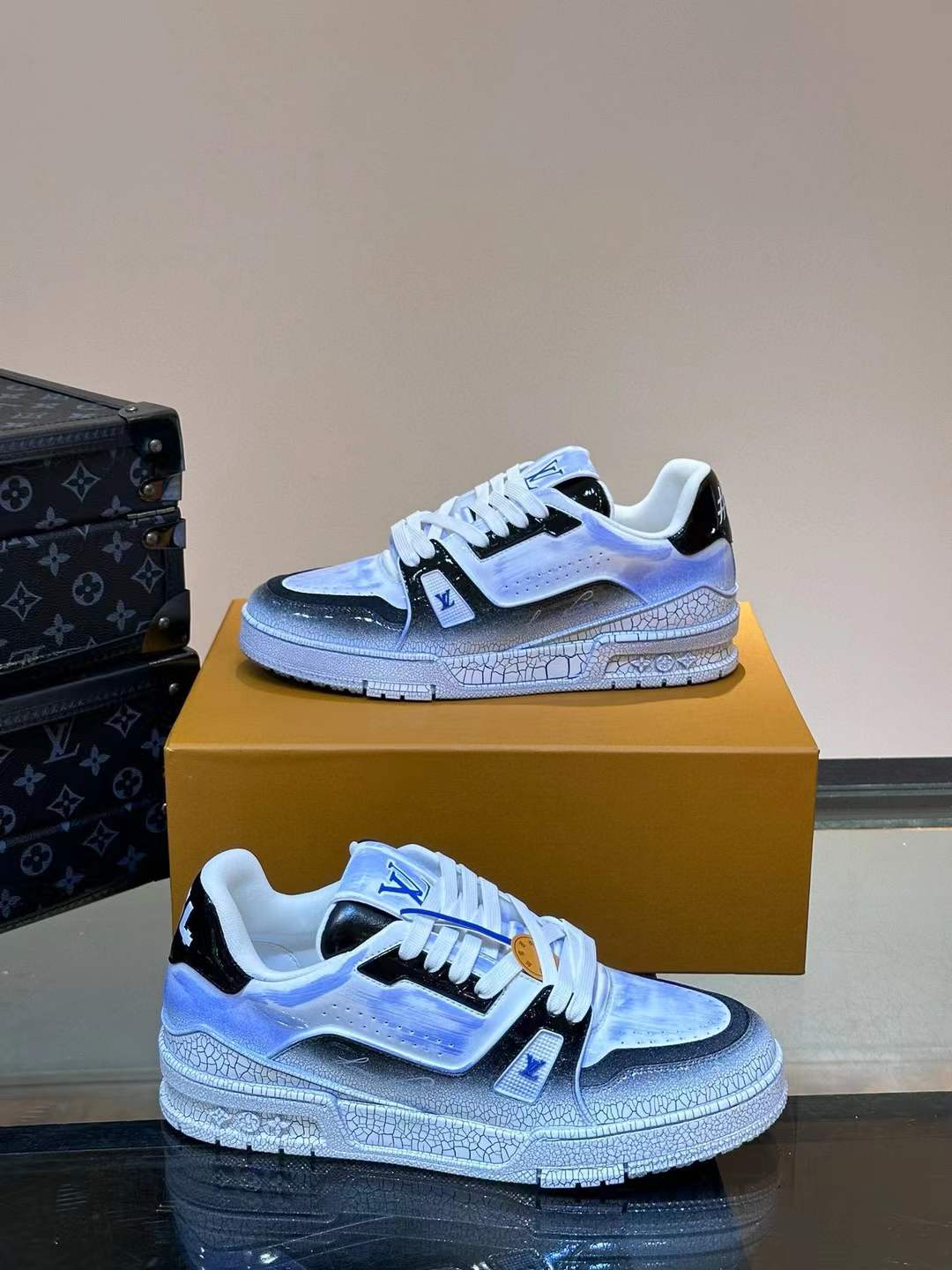 LV Trainer Sneaker light blue