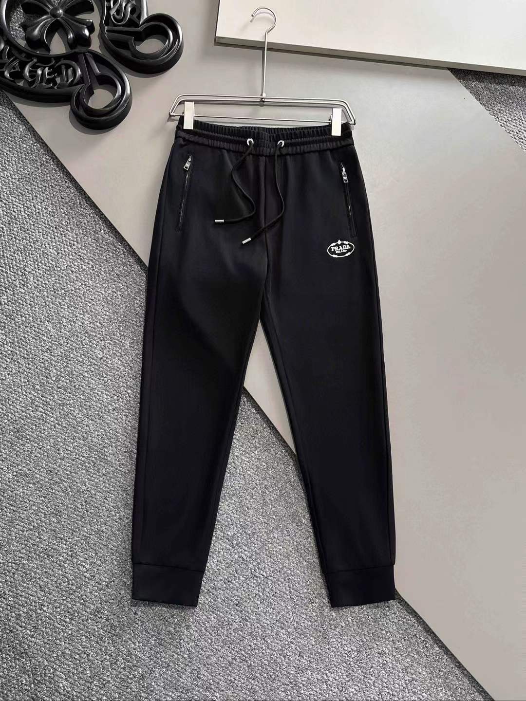 Prada Slim Fit Men's Sweatpants black
