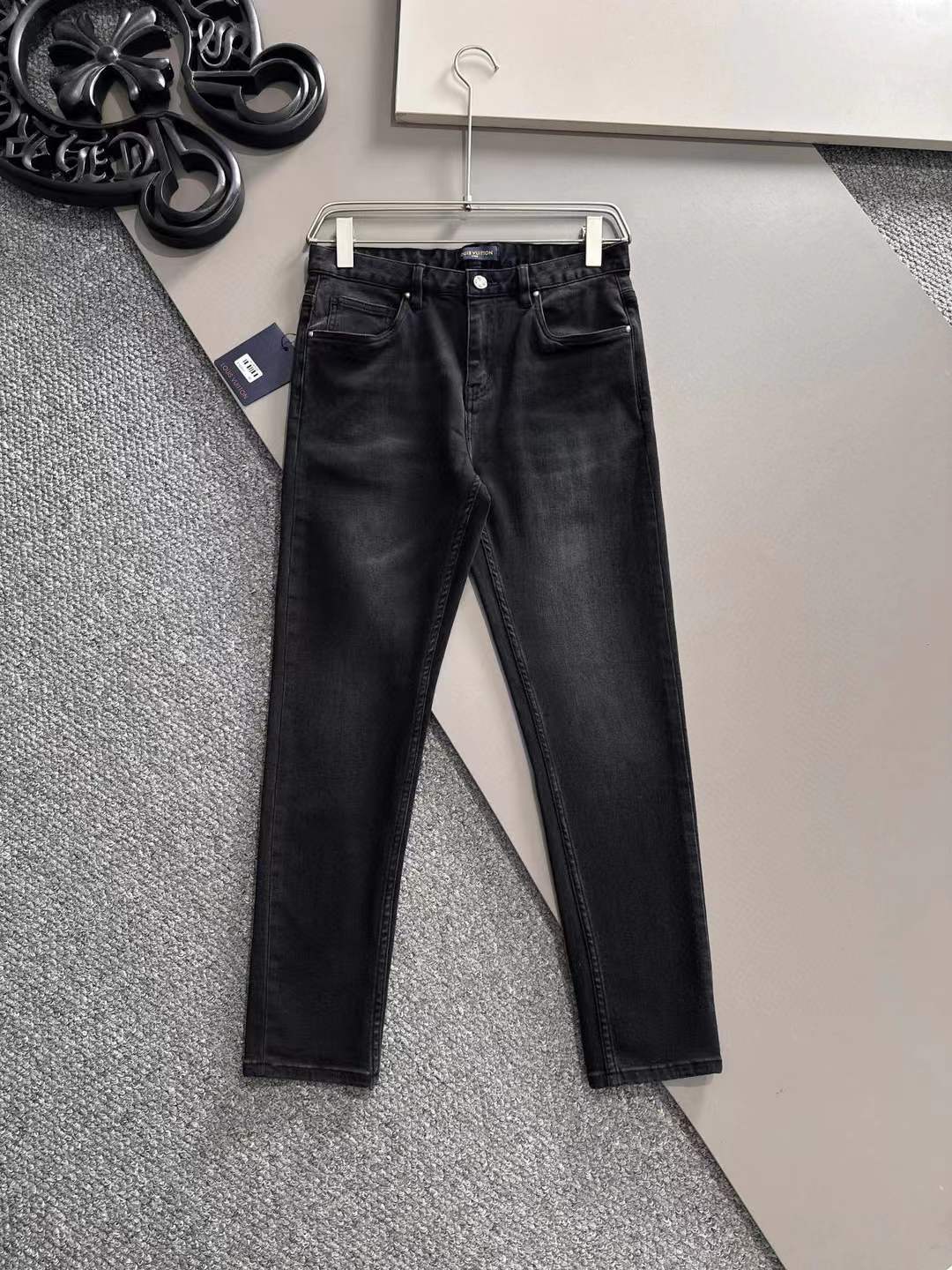 LV Pemium Denim Jeans For Men