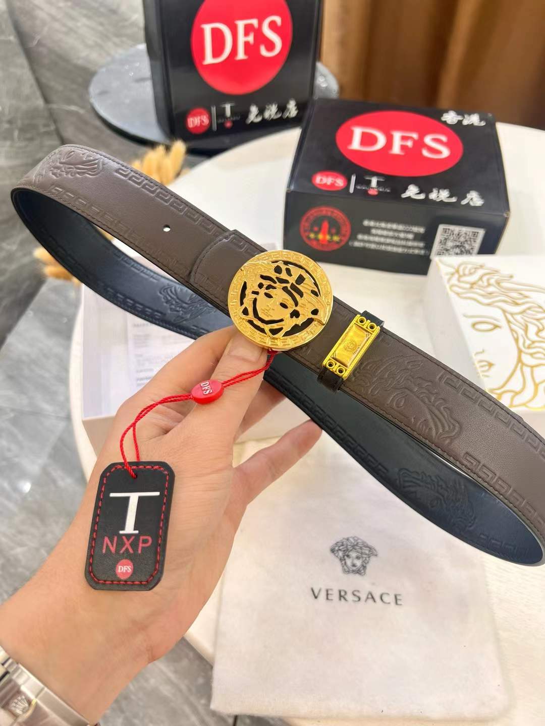 Ferragamo Adjustable and Reversible Gancini Belt