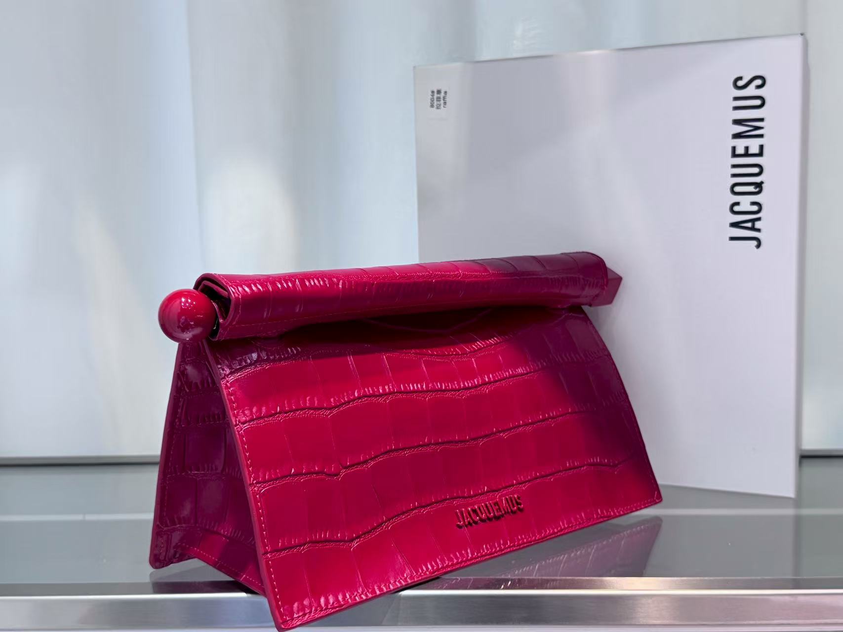 Jacquemus La Pochette Rond clutch bag Red 27cm