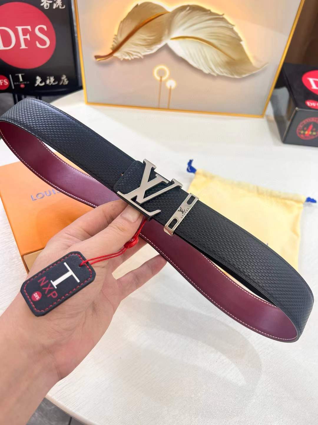 LV 35mm Reversible Belt