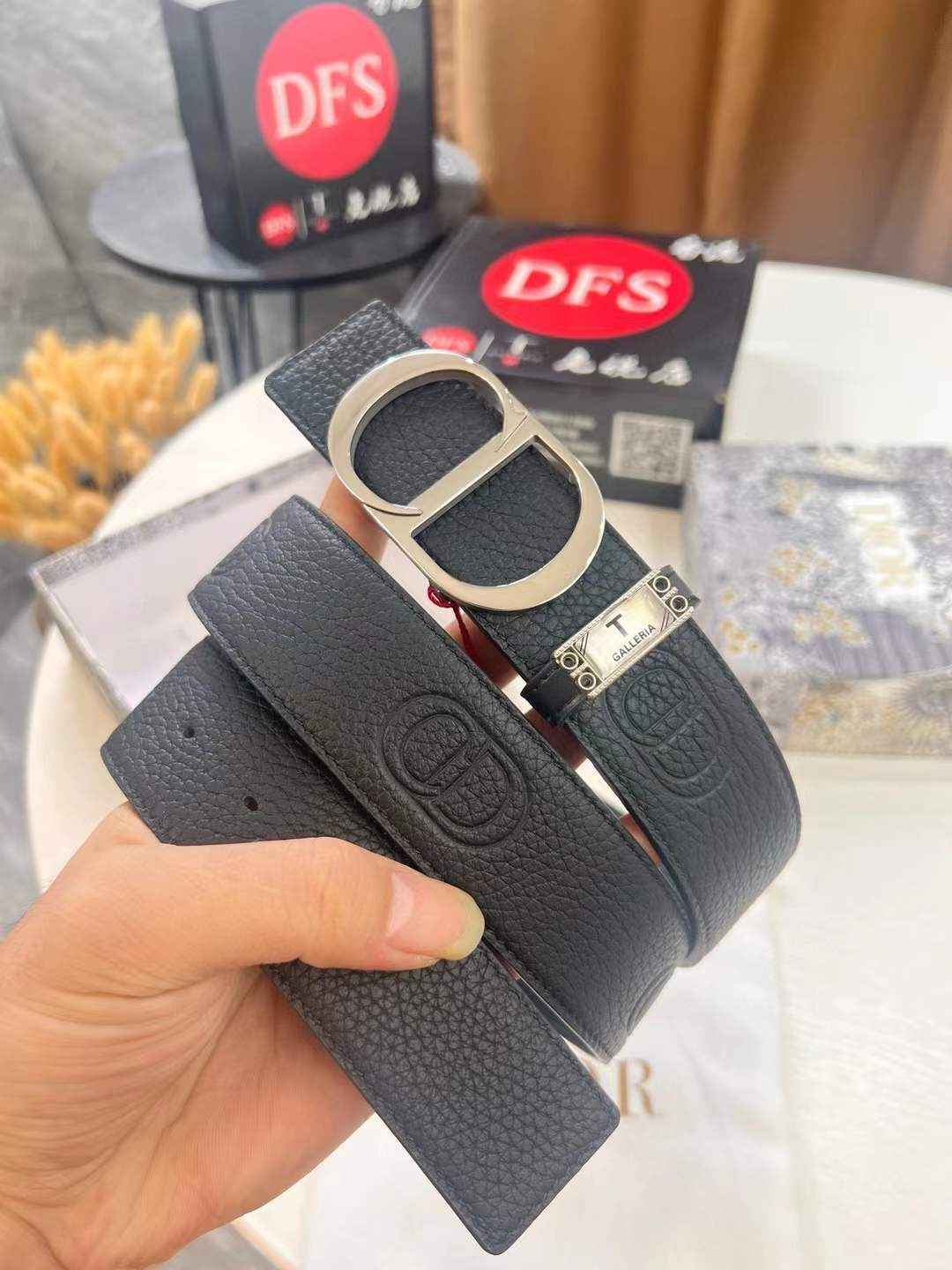 Christian Dior 30 Montaigne Reversible Belt Black