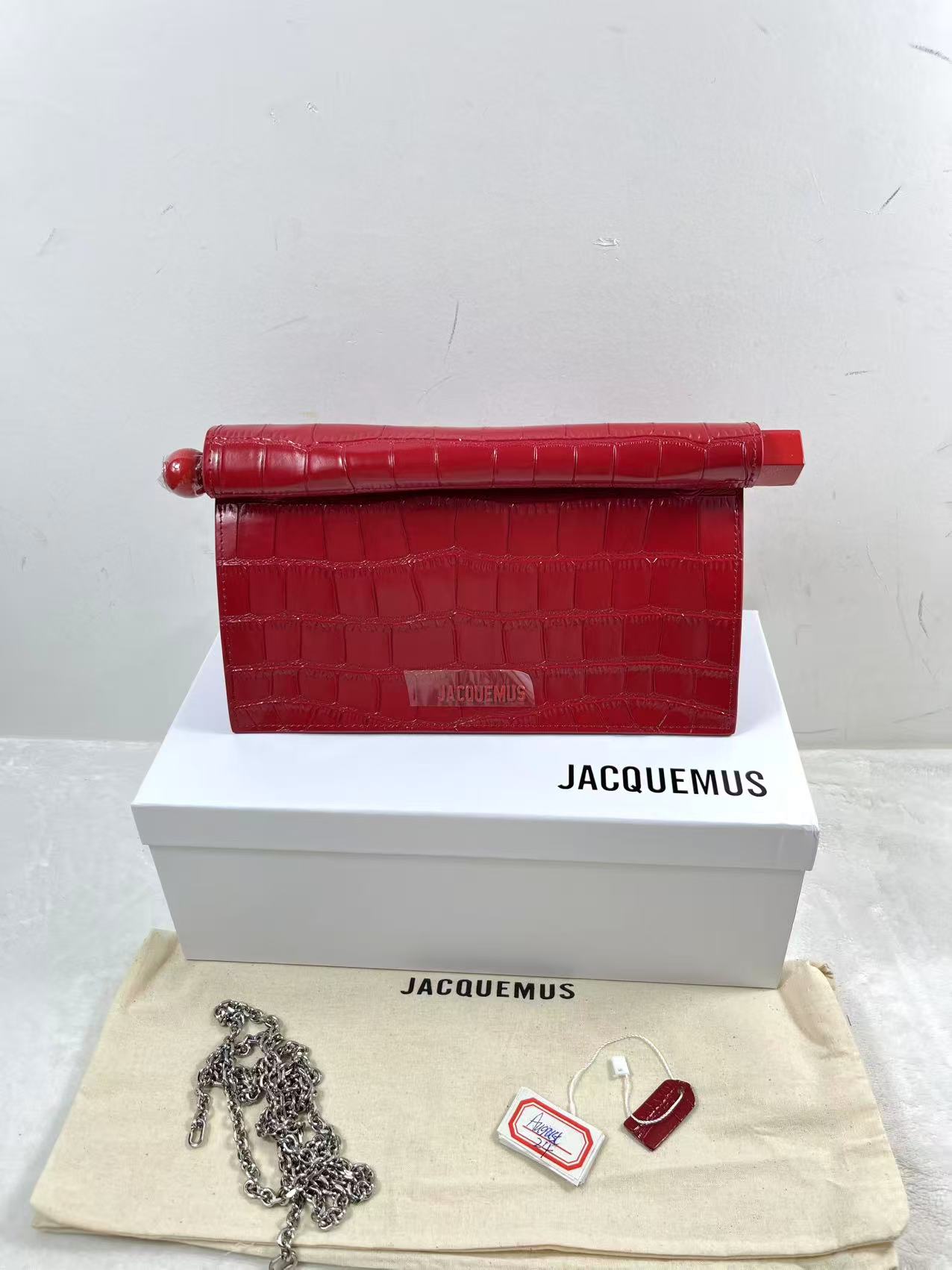 Jacquemus La Pochette Rond clutch bag Red 27cm