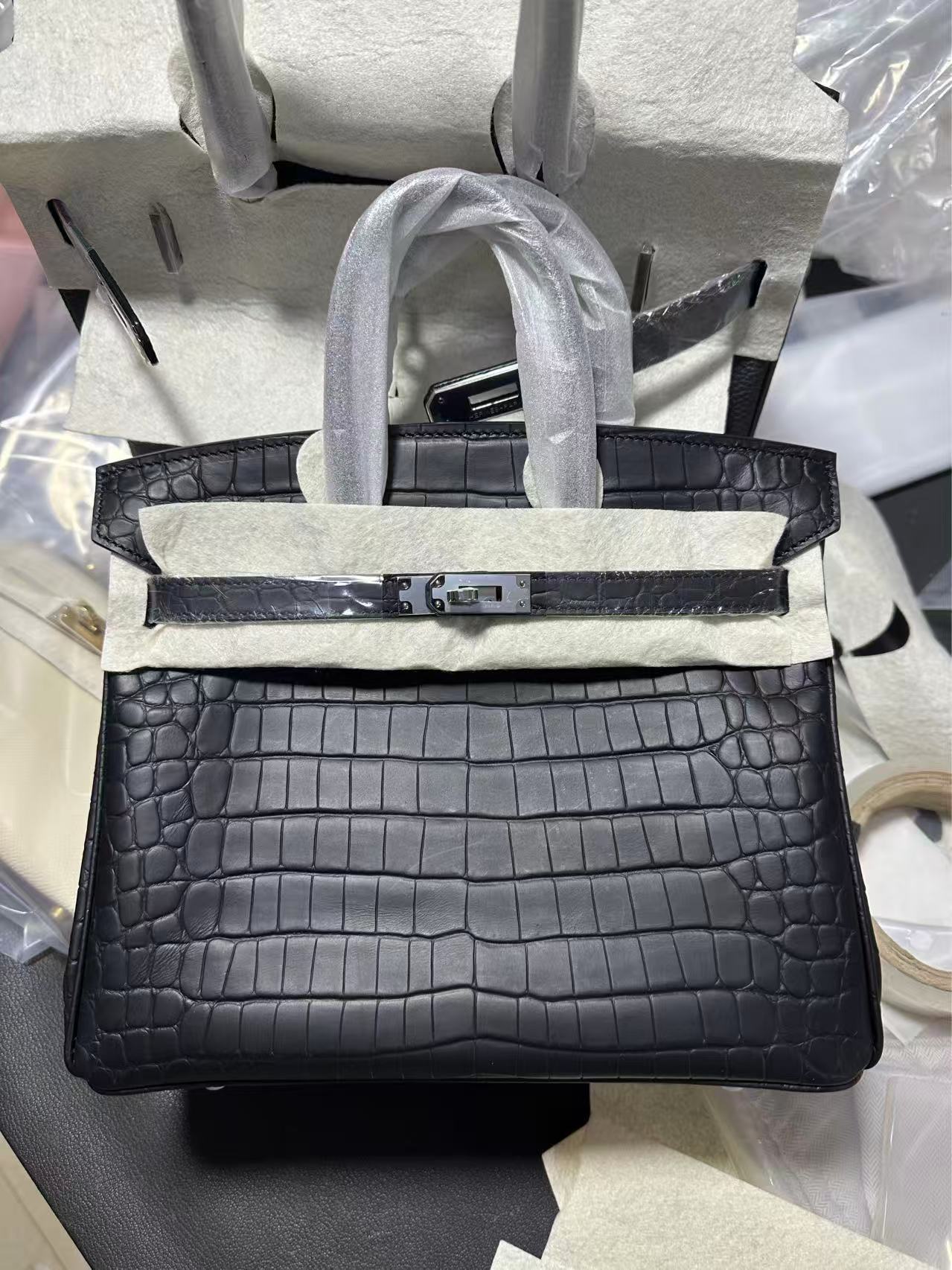 Hermes Birkin machine made quality all colors 26cm and 30cms
