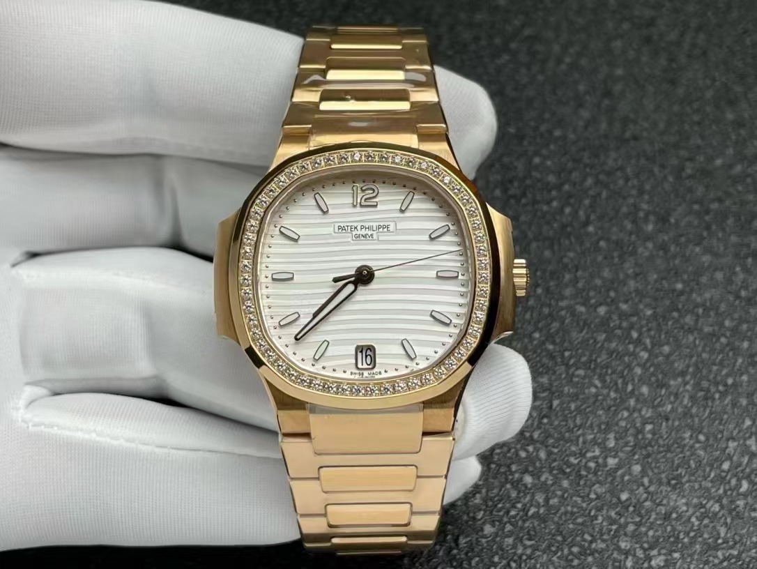 PP0443 - Nautilus Ladies 7118 35mm RG/RG Wht/Stk 3KF A324 $678