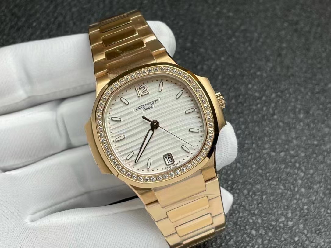 PP0443 - Nautilus Ladies 7118 35mm RG/RG Wht/Stk 3KF A324 $678