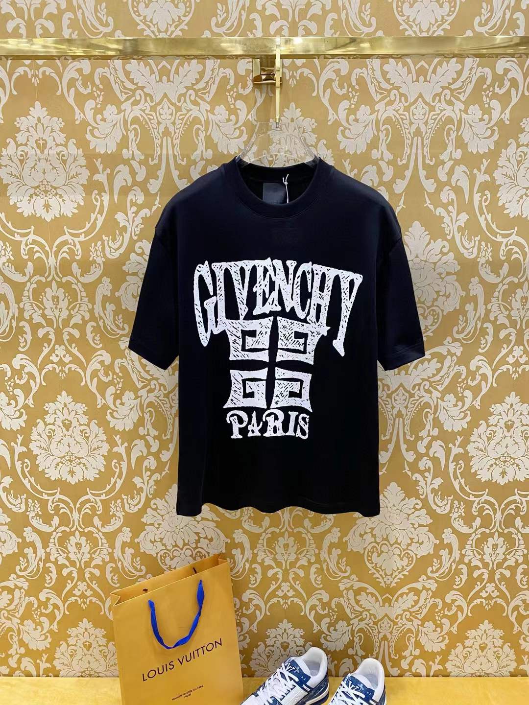 Givenchy logo-embroidered Cotton T-Shirt  Black