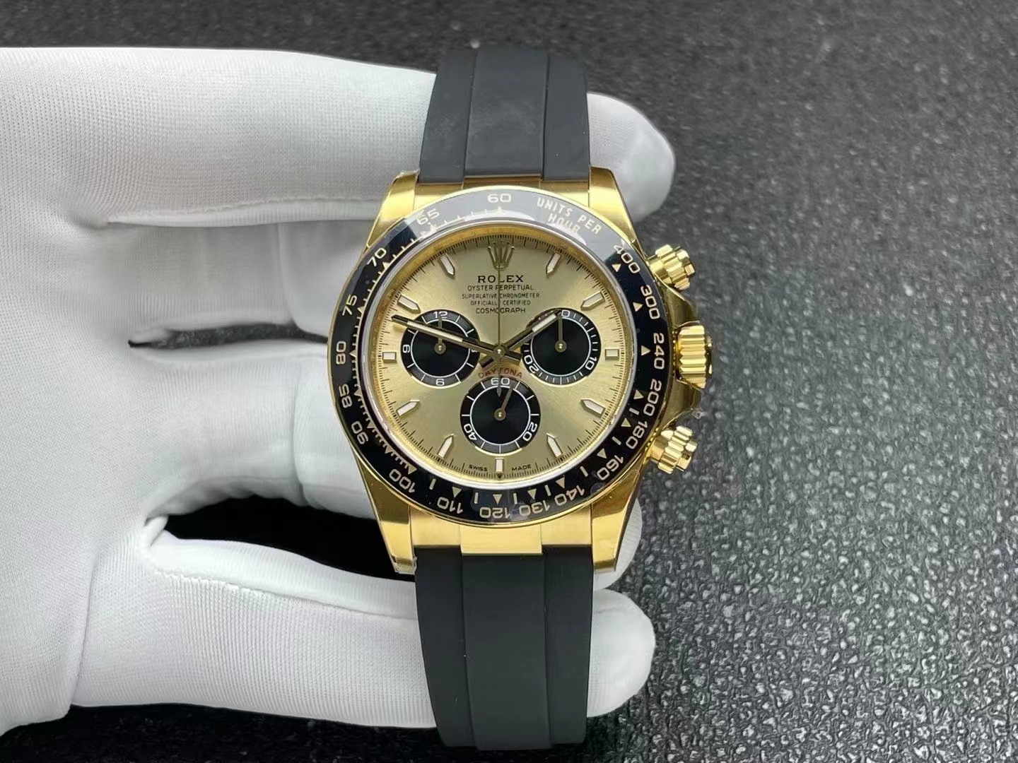 ROLDYT0593 - Daytona 126518LN 904L YG/RU Gold/Stk VSF DD4131 $838