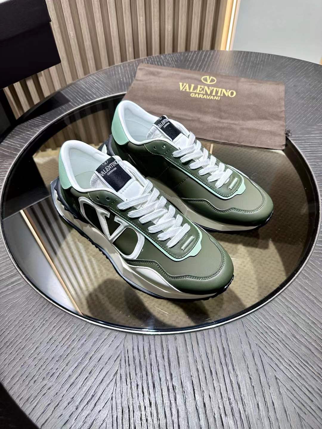 Valentino Garavani Netrunner Sneakers green