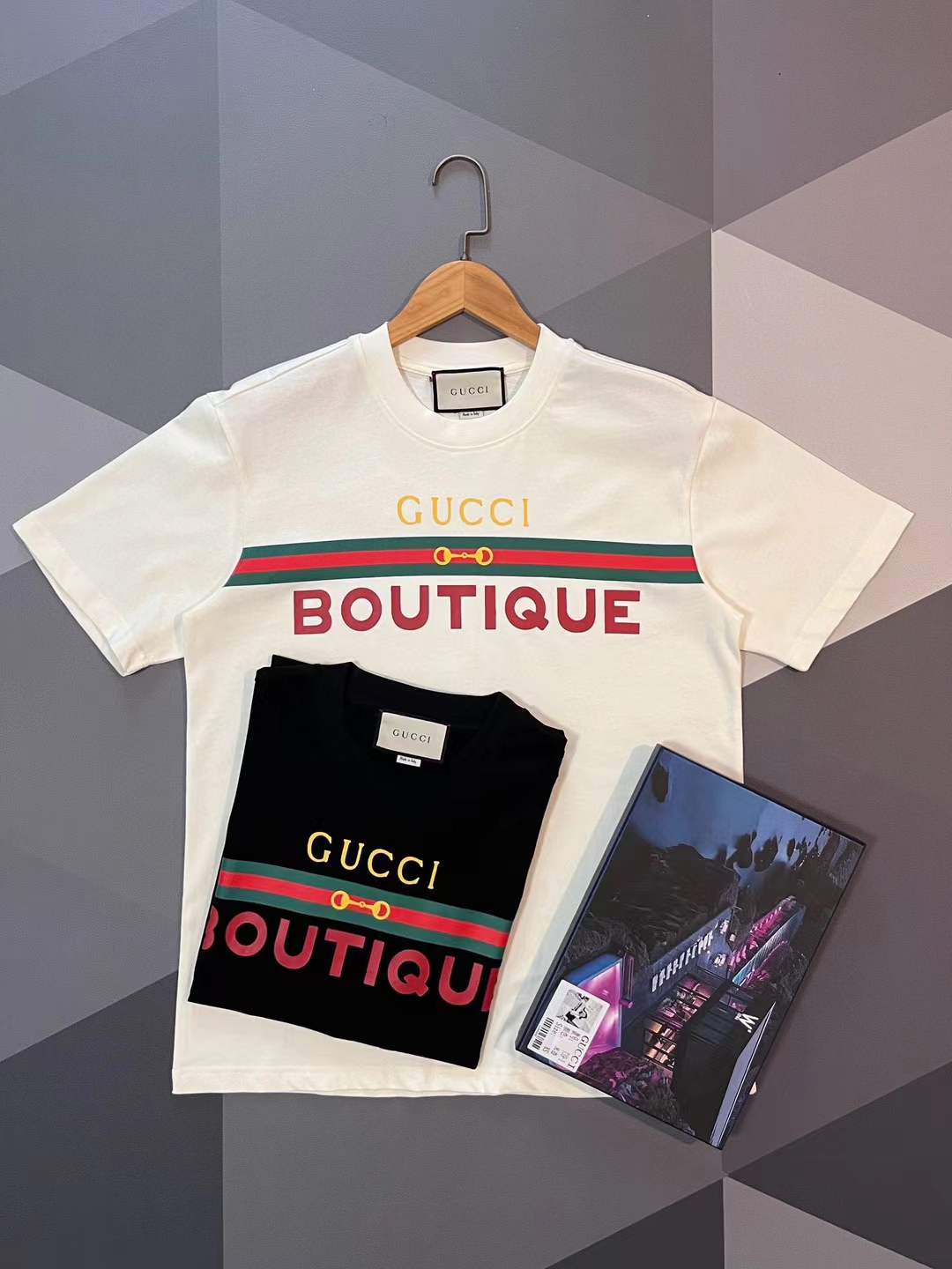 Gucci Boutique Print Cotton T-Shirt White